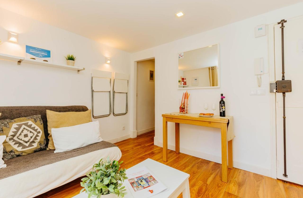 Rent4Rest Bairro Alto Charming 1Bd Apartment Lissabon Buitenkant foto