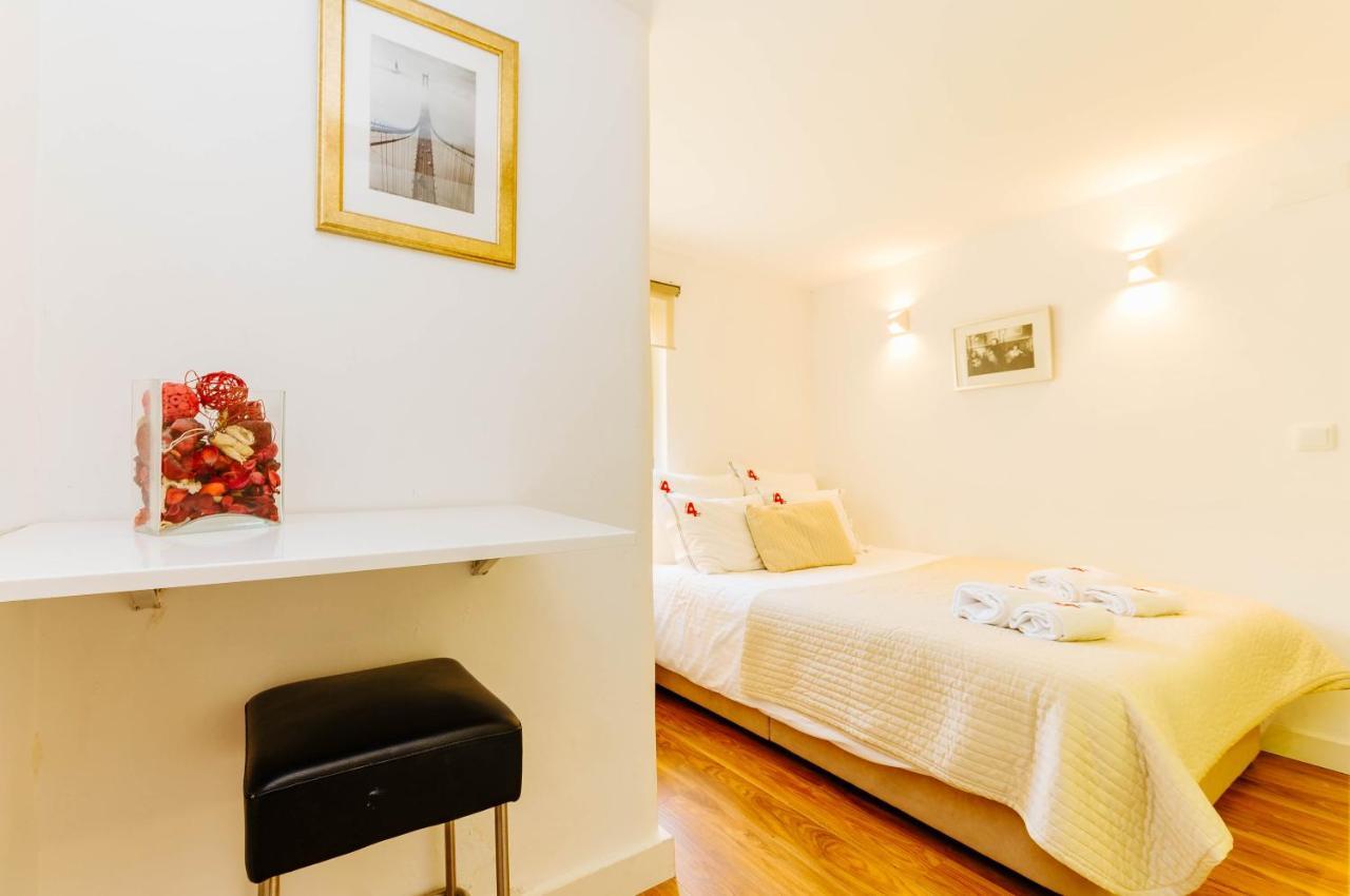 Rent4Rest Bairro Alto Charming 1Bd Apartment Lissabon Buitenkant foto